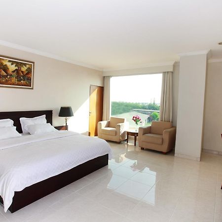 Horison Plaza Tegal Hotel Bagian luar foto