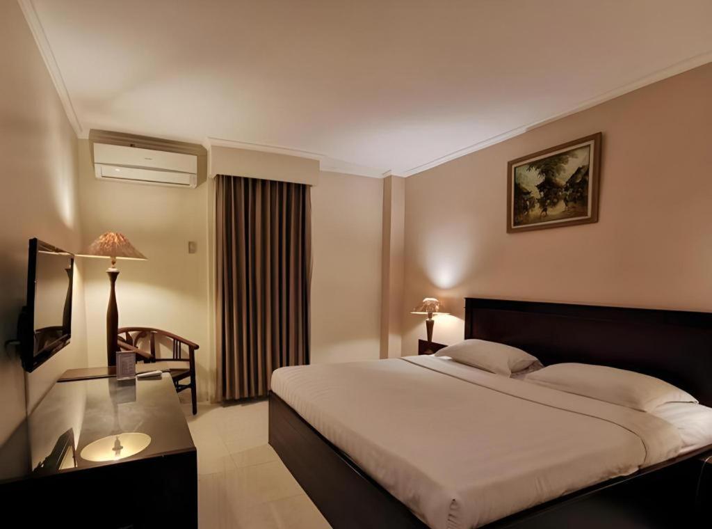 Horison Plaza Tegal Hotel Bagian luar foto