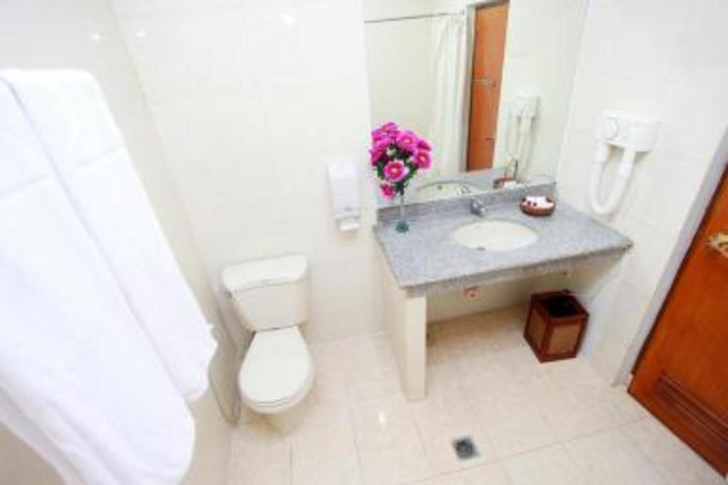 Horison Plaza Tegal Hotel Bagian luar foto