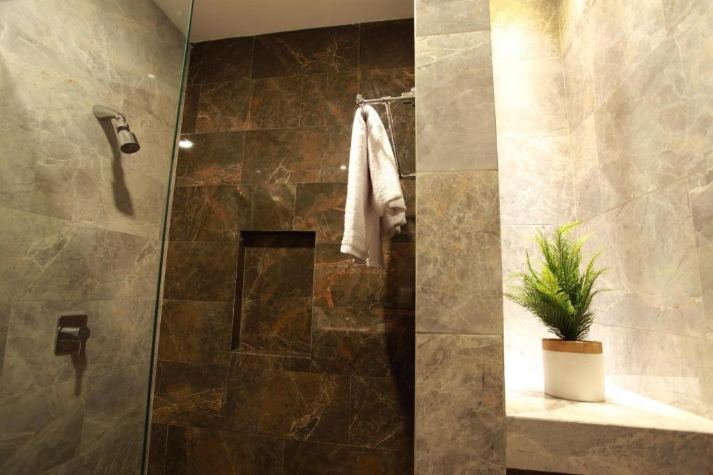 Horison Plaza Tegal Hotel Bagian luar foto