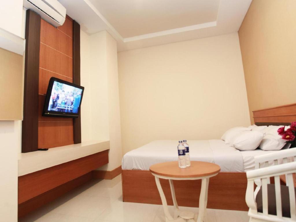 Horison Plaza Tegal Hotel Bagian luar foto