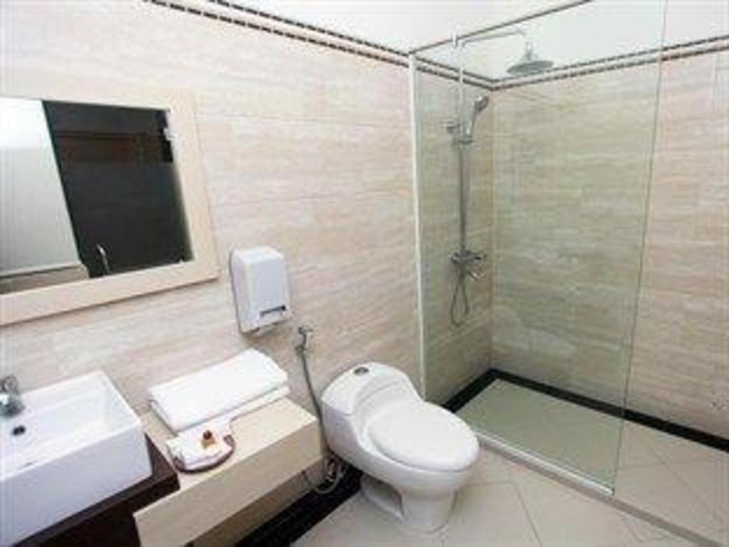 Horison Plaza Tegal Hotel Bagian luar foto