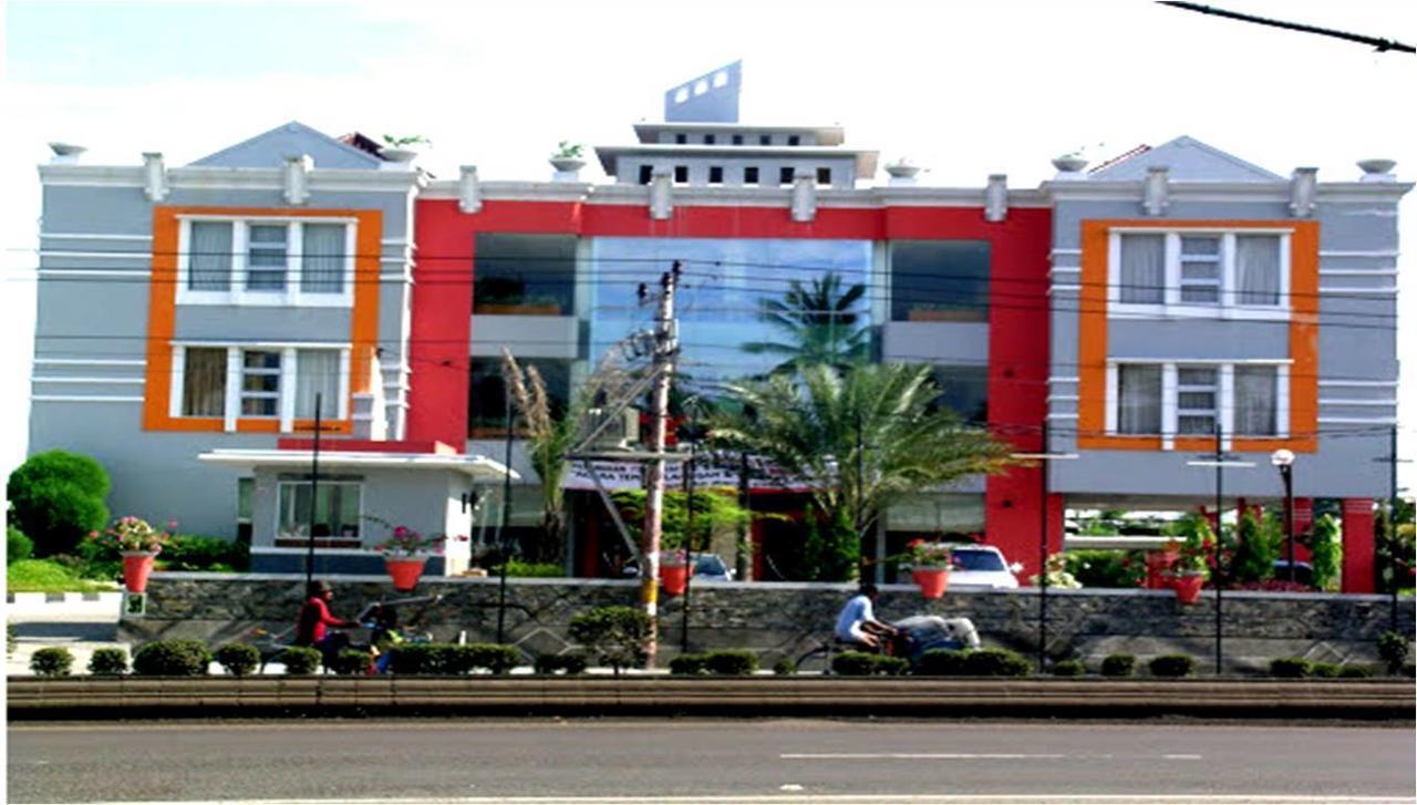 Horison Plaza Tegal Hotel Bagian luar foto